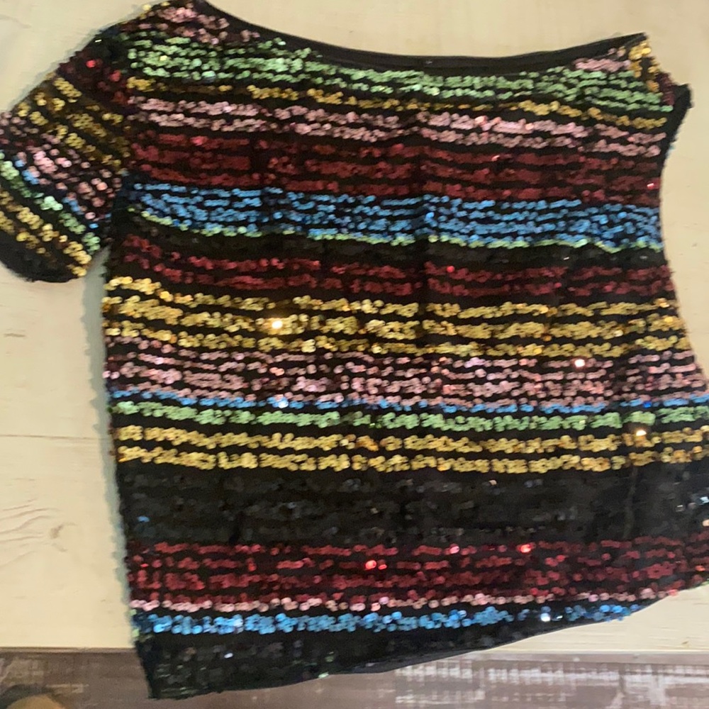 Beautiful sequined one sleeve top